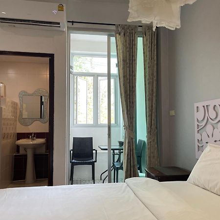 Nawaporn Place Phuket Екстериор снимка
