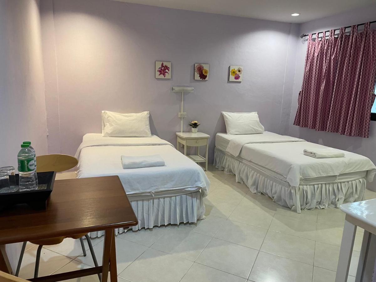 Nawaporn Place Phuket Екстериор снимка