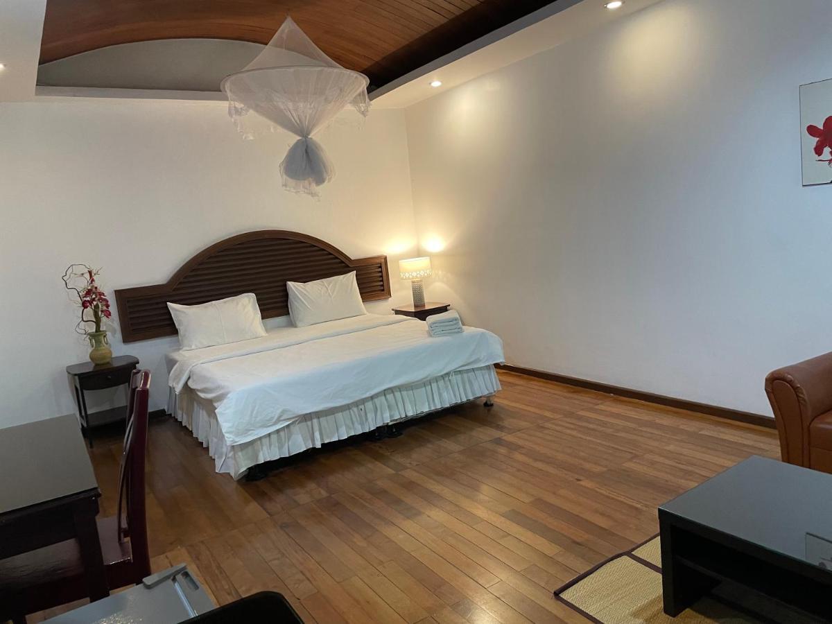 Nawaporn Place Phuket Екстериор снимка