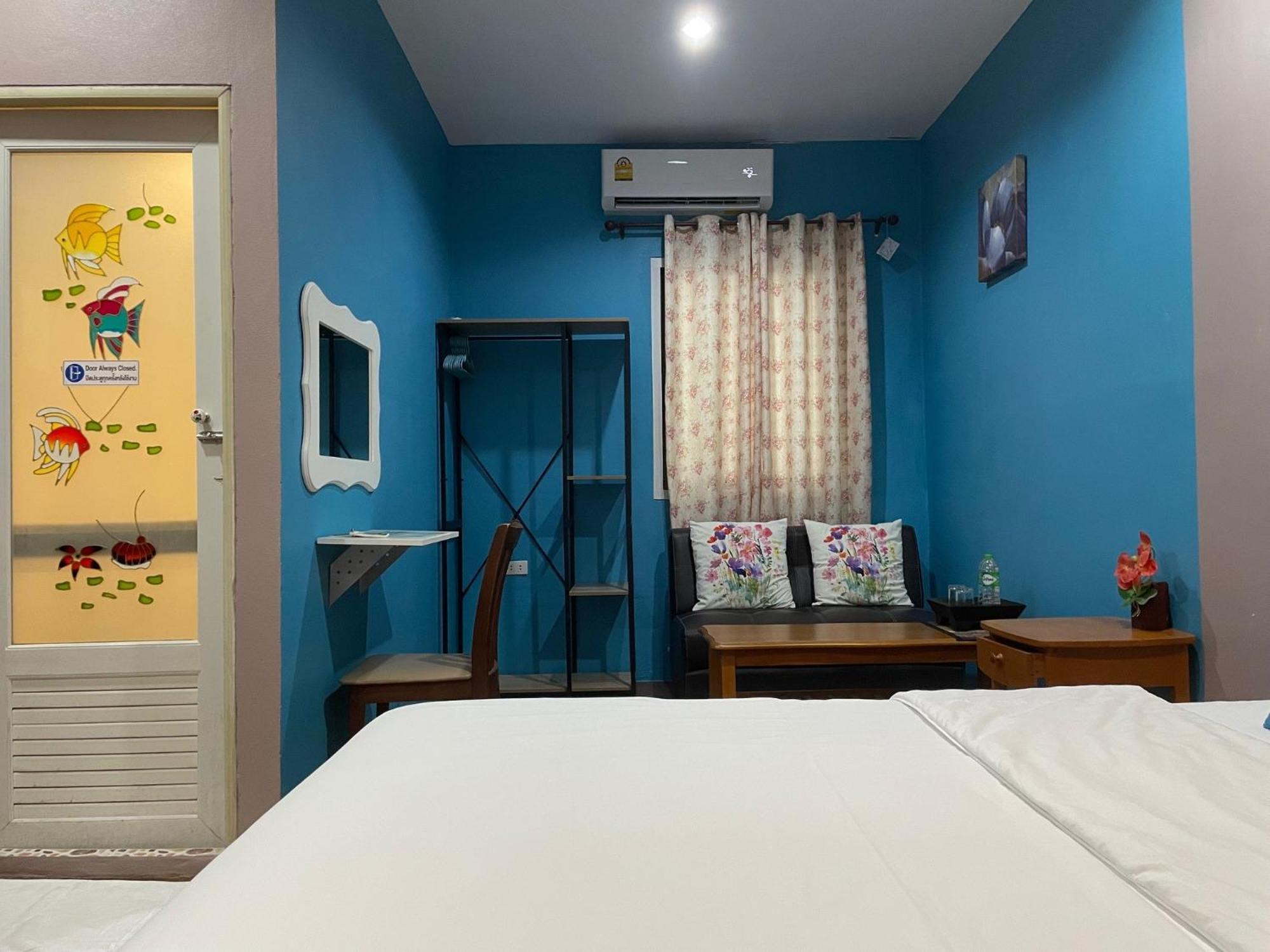 Nawaporn Place Phuket Екстериор снимка