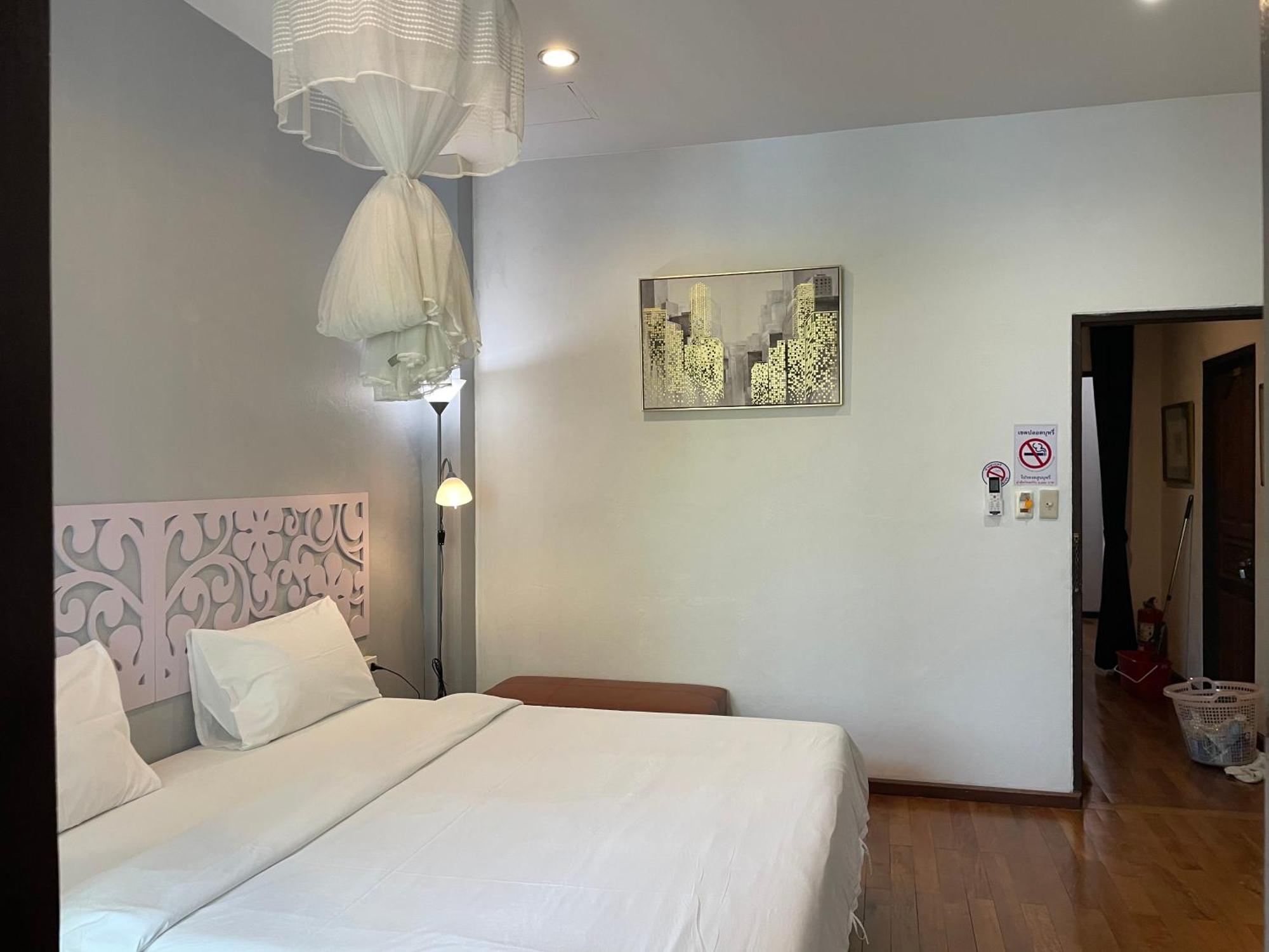 Nawaporn Place Phuket Екстериор снимка