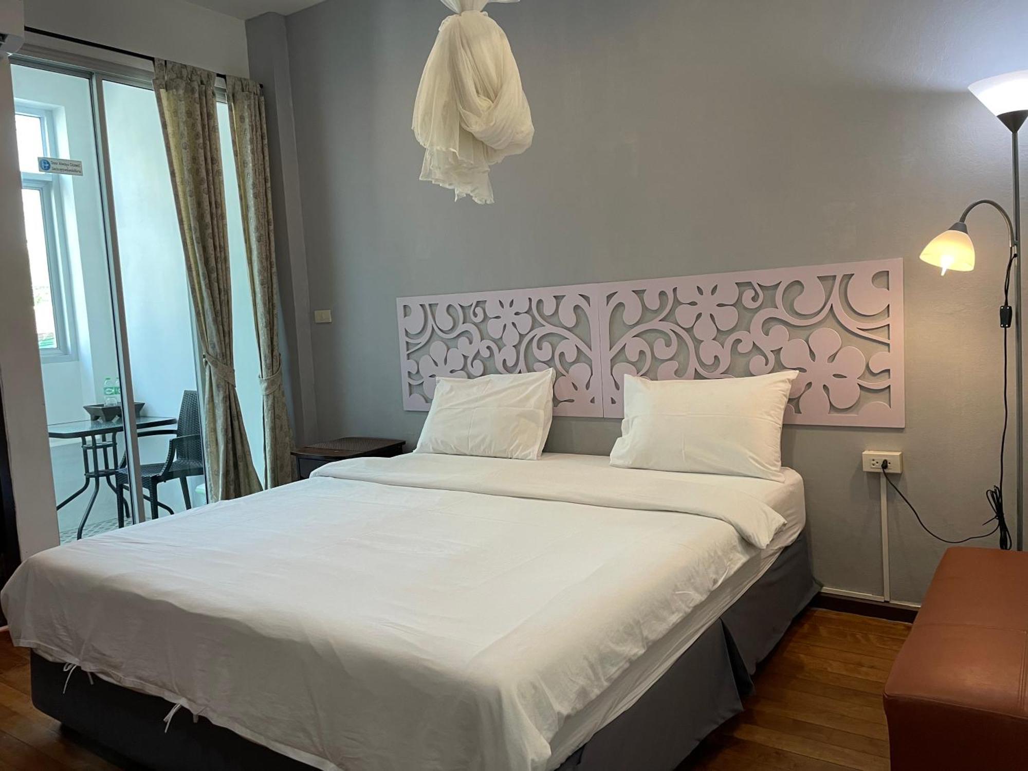 Nawaporn Place Phuket Екстериор снимка