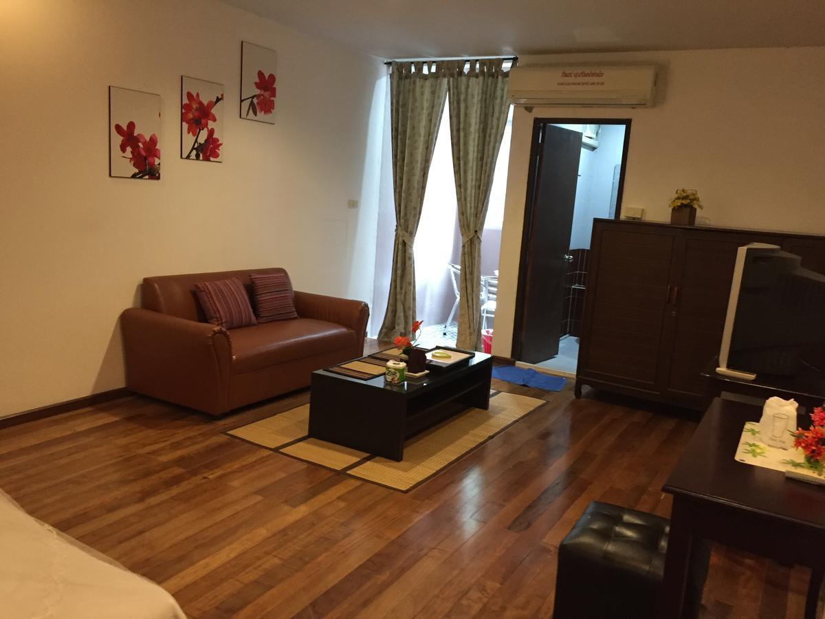 Nawaporn Place Phuket Екстериор снимка